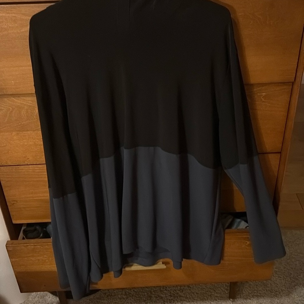🖤💙 Norma Kamali Cowl Neck Color Block Top – Size L (40) - Picture 2 of 10